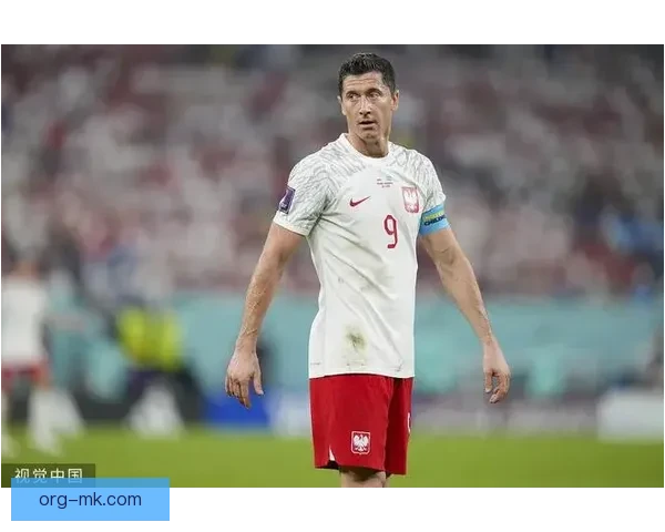 2025年11月莱万多夫斯基西甲单季进球破十五球再统治射手榜